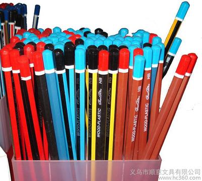 环保铅笔 抽条圆杆铅笔 木塑铅笔 学生用品批发图片